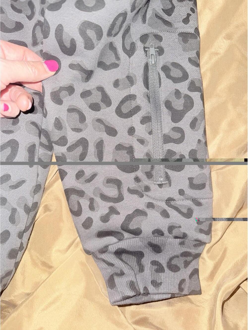 Comfrt Airplane Mode Hoodie Color Panther Size M New In Bag MSRP $140 #2 - Picture 8 of 11